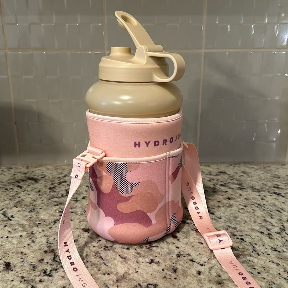 Hydrojug 73 ounce jug and sleeve